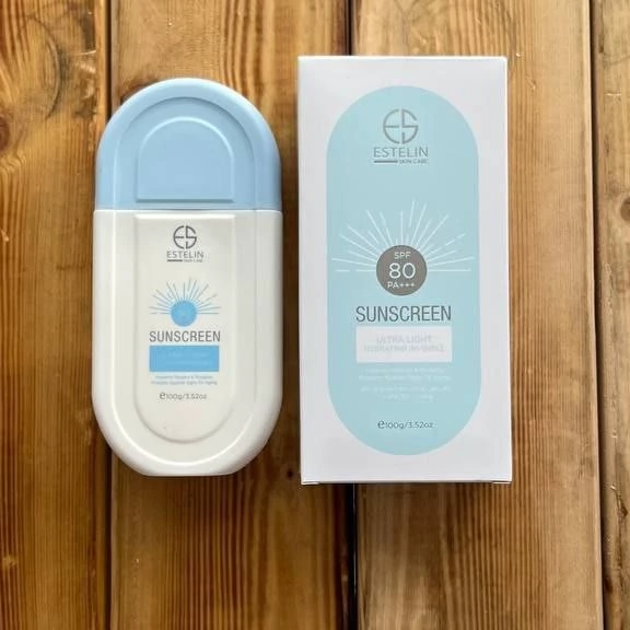 کرم ضدآفتاب بی رنگ استلین ultra light spf80 حجم 100 گرم