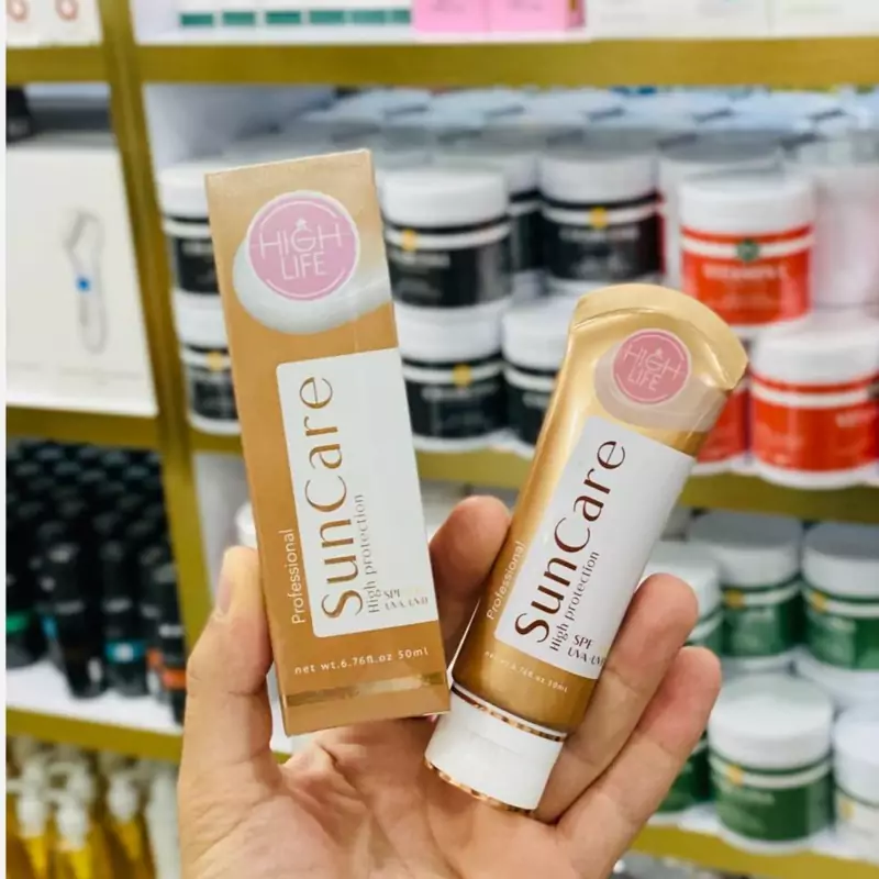 کرم ضد آفتاب هایلایف SPF 50