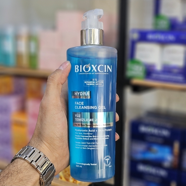 ژل شستشوی روزانه صورت مدل Hydra حاوی هیالورونیک اسید حجم 500 میل
