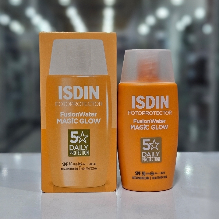 ضد آفتاب فیوژن واتر مجیک گلو SPF 30 حجم ۵۰ میل