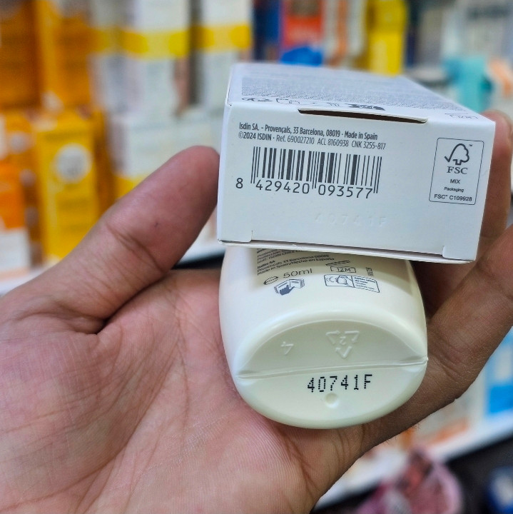 ضد آفتاب اکتیو یونیفای فوتو اولترا حجم 50 میل (طرح جدید)